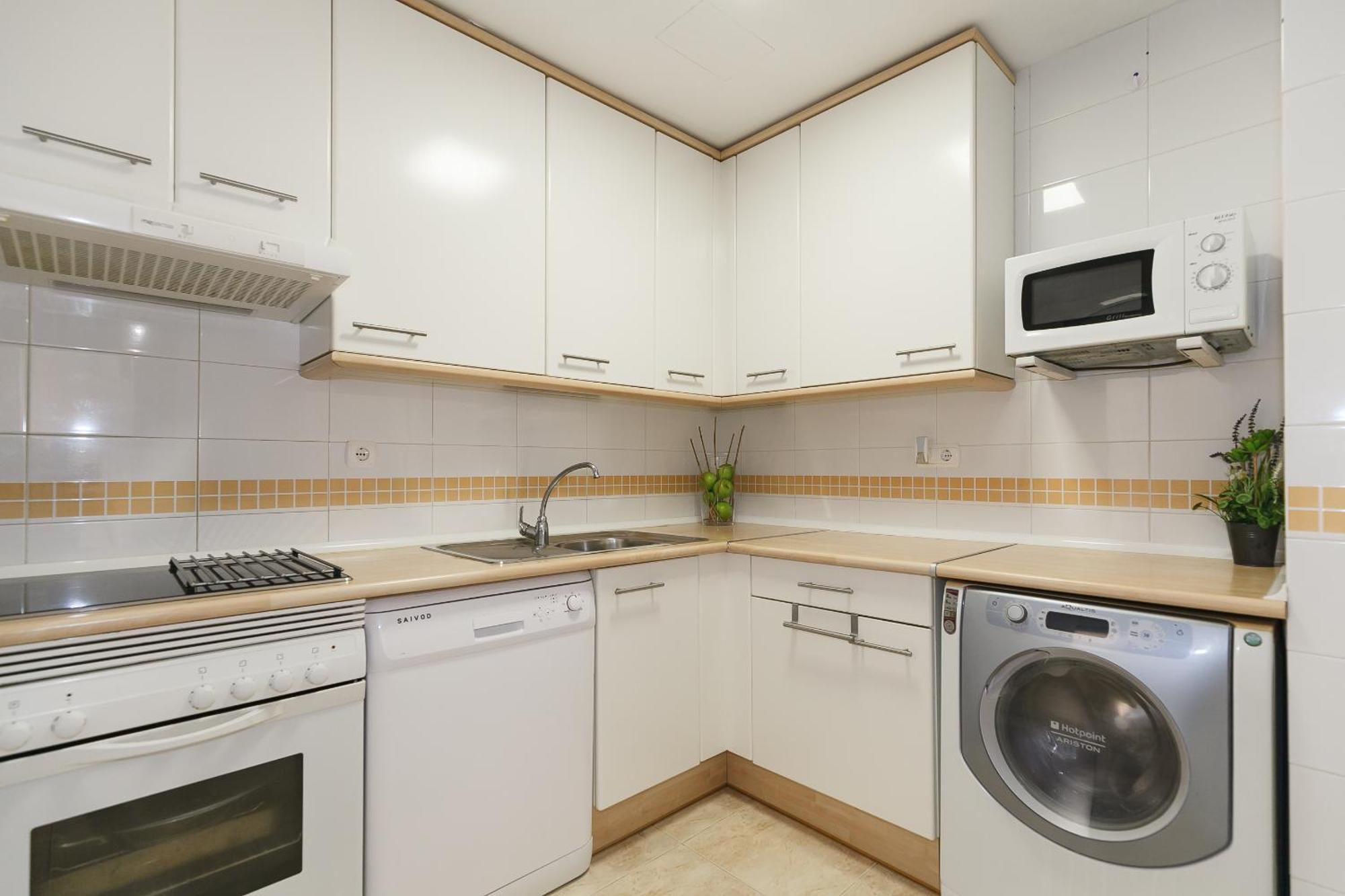 Uhc Golden Pineda Apartments La Pineda Phòng bức ảnh