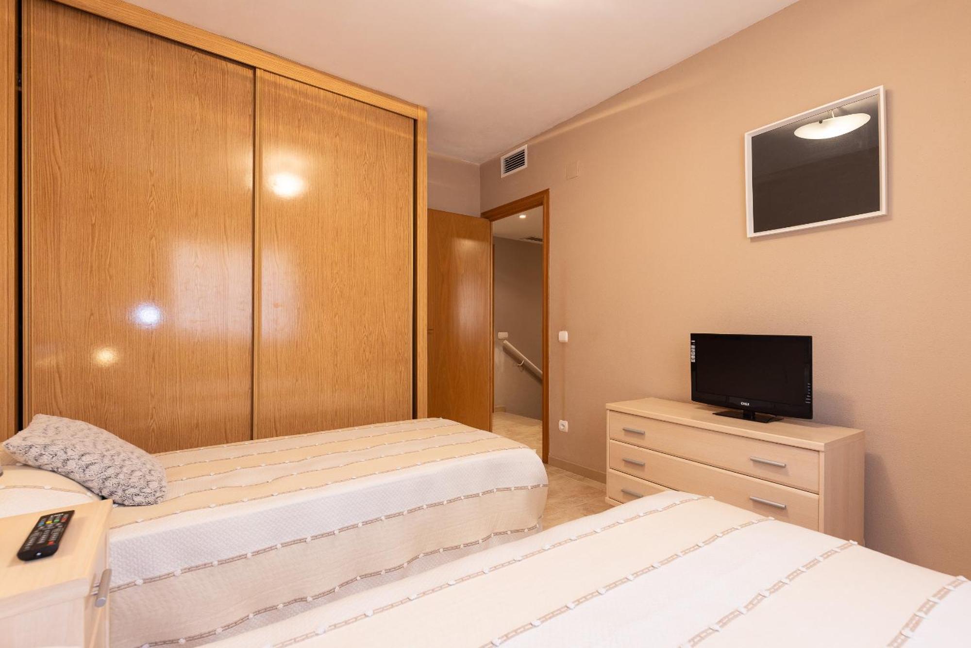 Uhc Golden Pineda Apartments La Pineda Phòng bức ảnh