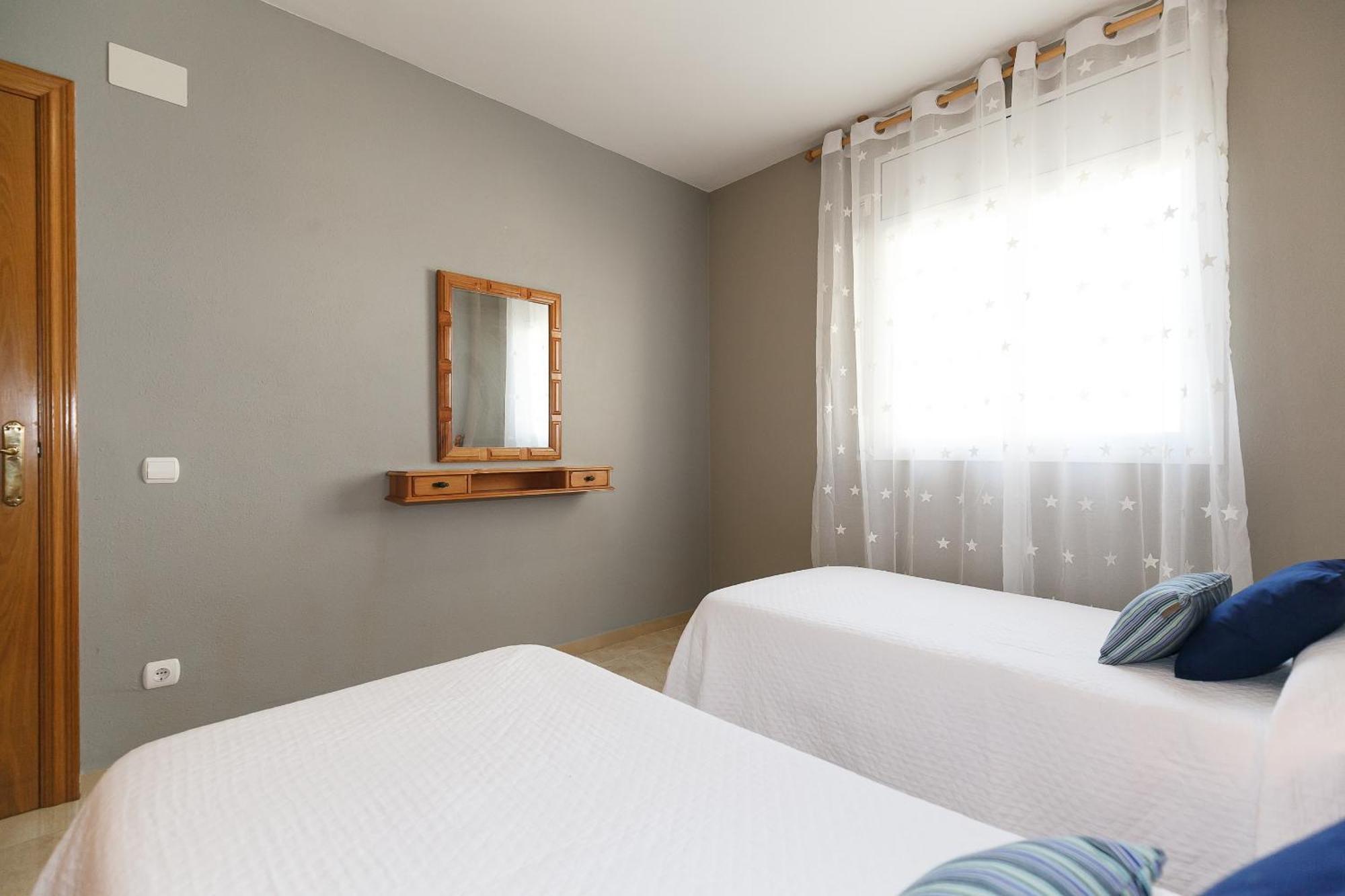 Uhc Golden Pineda Apartments La Pineda Phòng bức ảnh