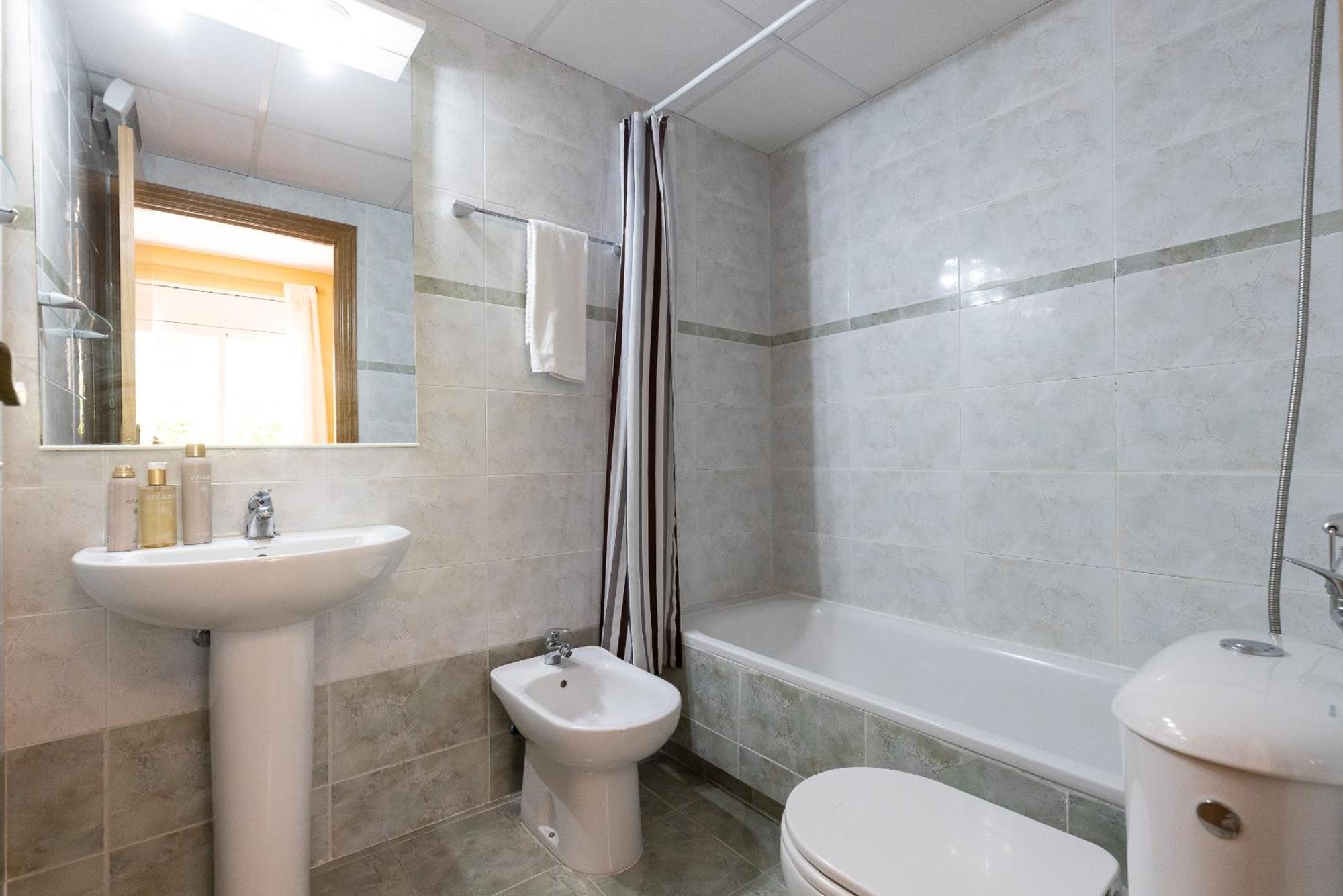 Uhc Golden Pineda Apartments La Pineda Ngoại thất bức ảnh