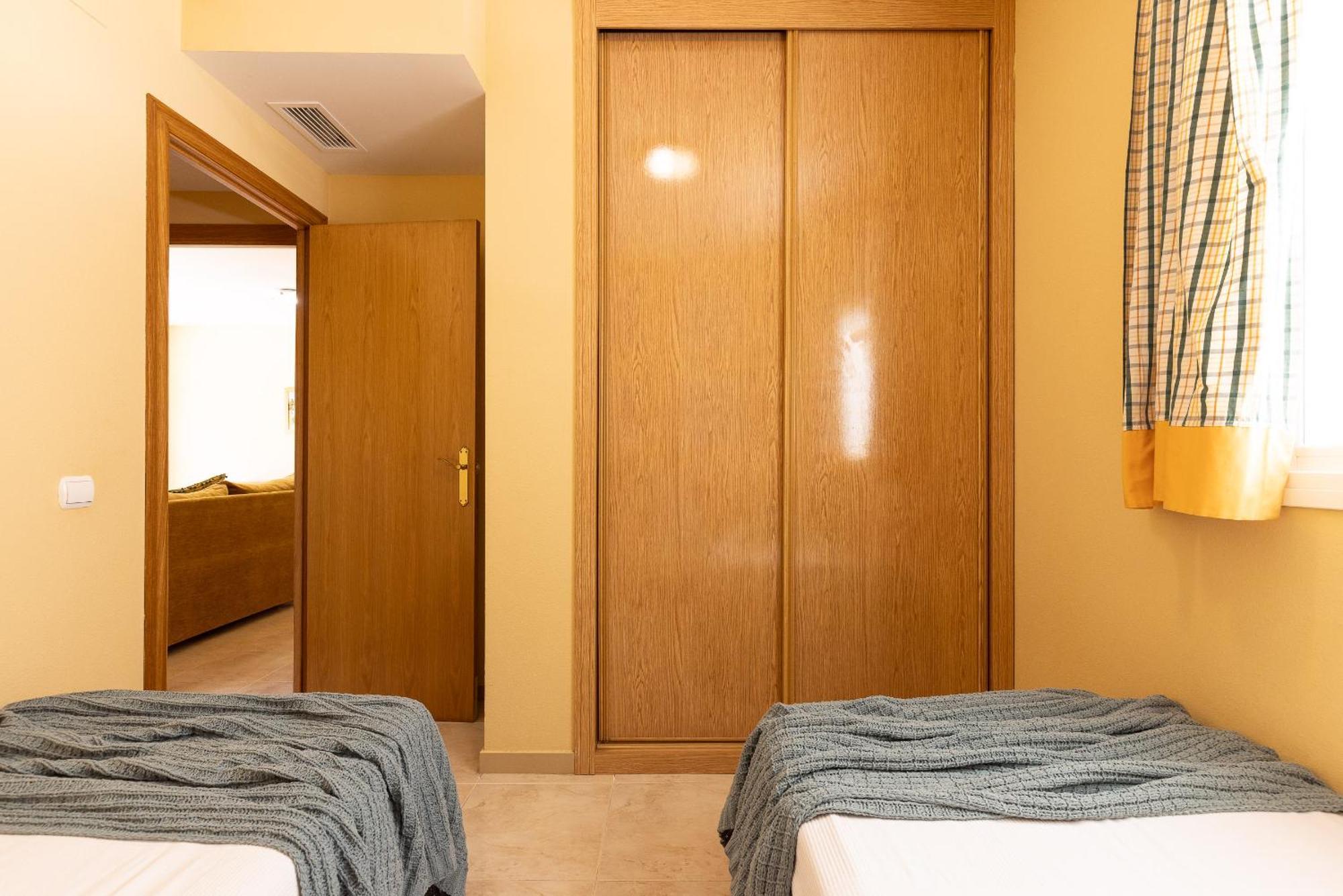 Uhc Golden Pineda Apartments La Pineda Phòng bức ảnh